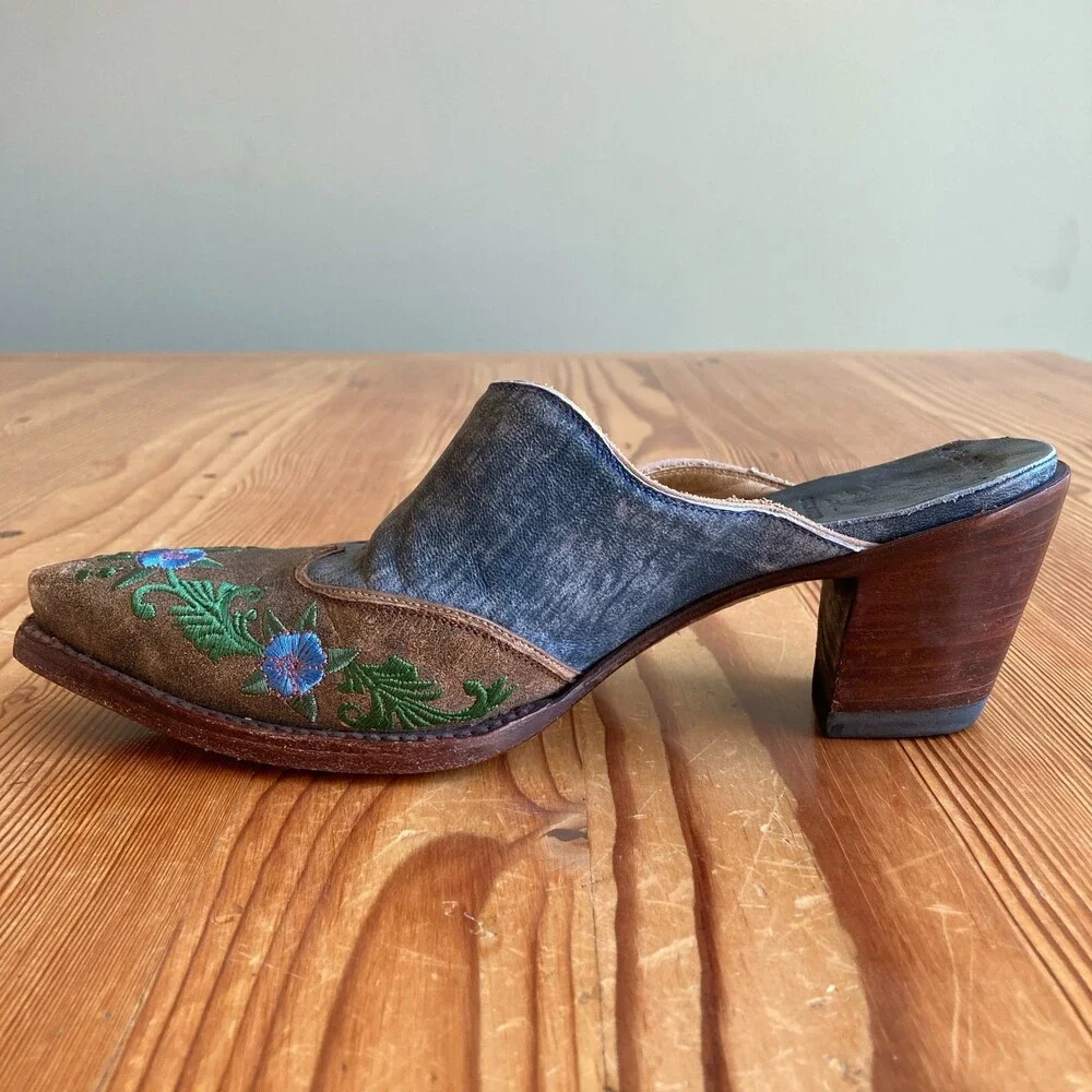 Old Gringo Blue Distressed Leather Western SnipToe Mules Shoes - Size 7 - 0811GR